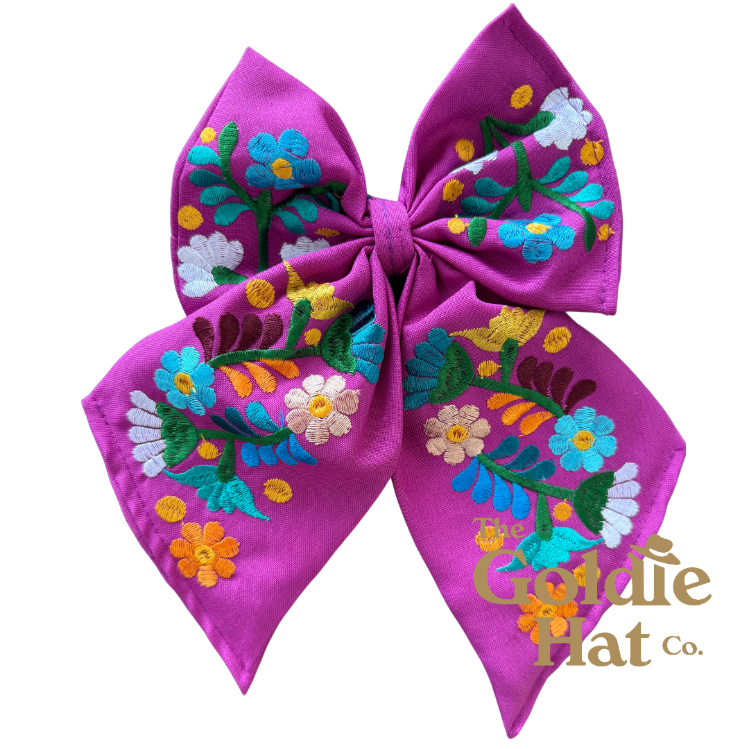 Medium Embroidered Bow